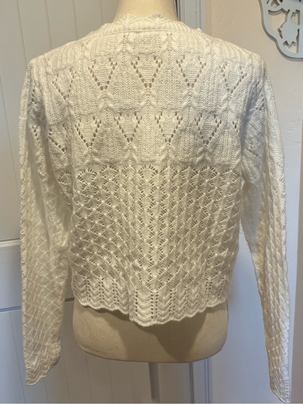 White Lace Knit Cardigan Cropped Button Front Romantic Cottagecore Coquette L - Picture 2 of 9